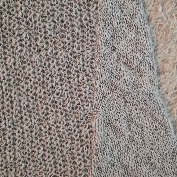 Sweater - Picture 6 of 8